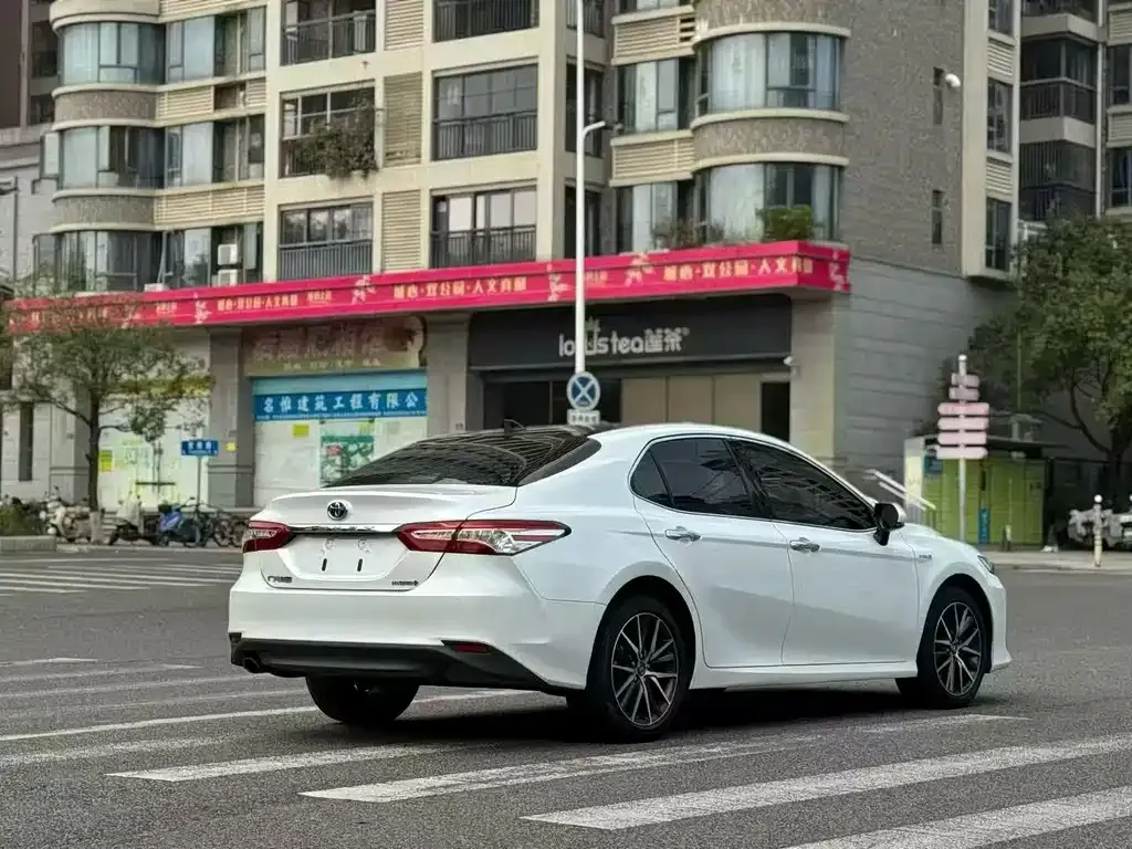 Toyota Camry 2022 из CN, фото 4