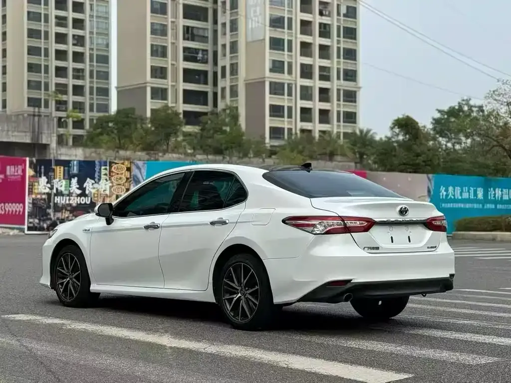 Toyota Camry 2022 из CN, фото 8