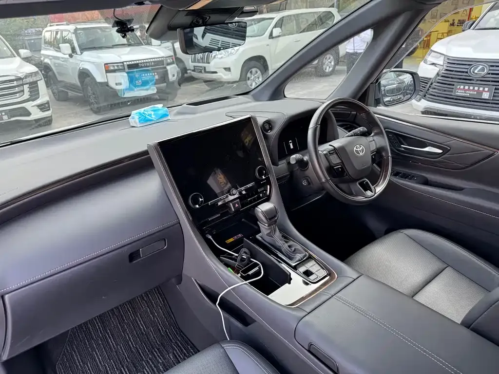 Toyota Alphard 2025 из CN, фото 4