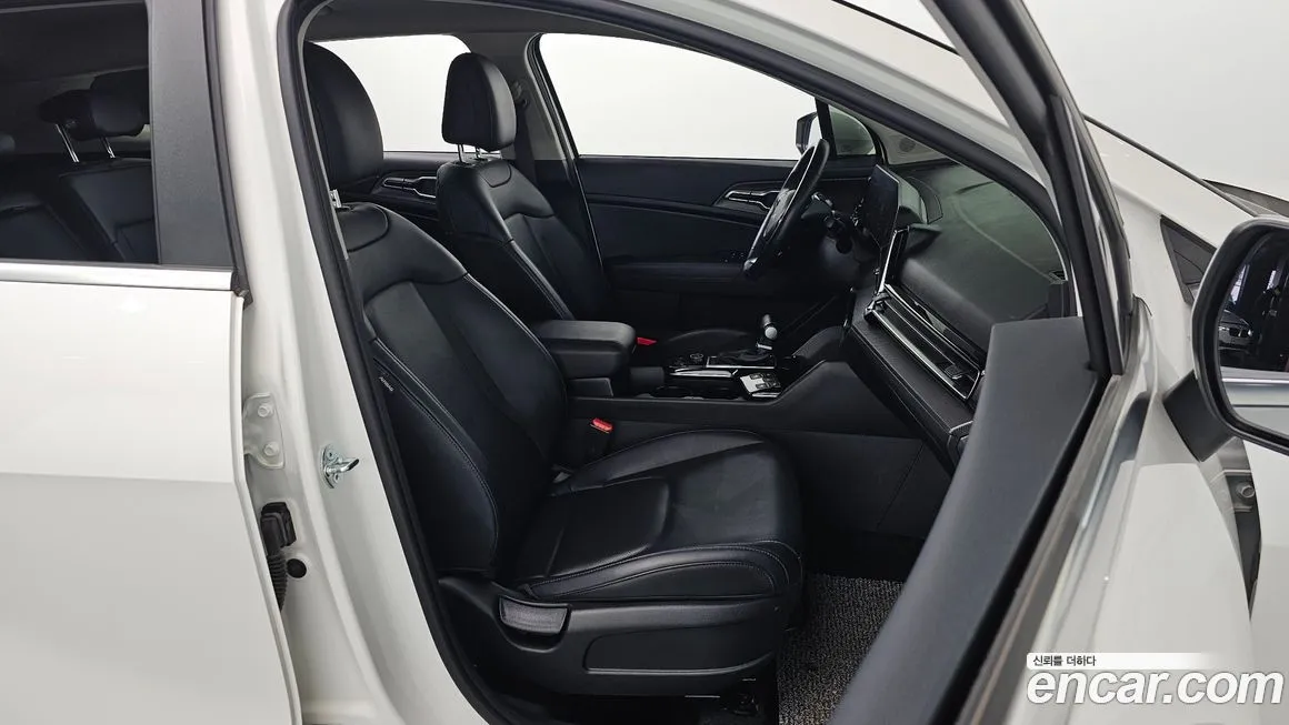 Kia Sportage — фото 9