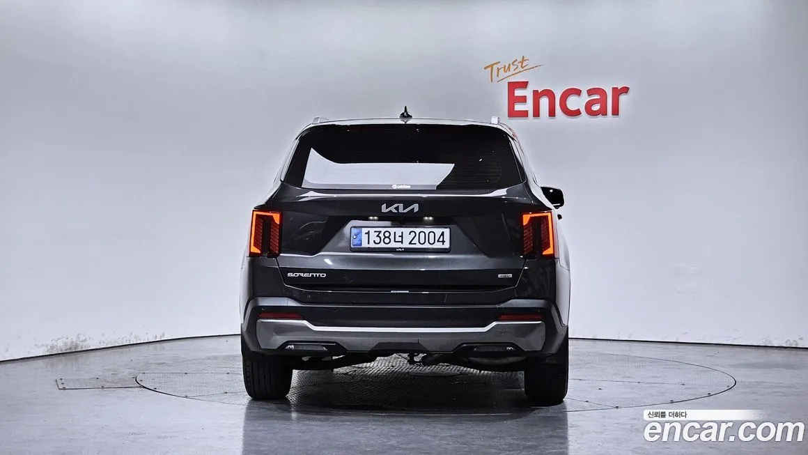 Kia Sorento — фото 4