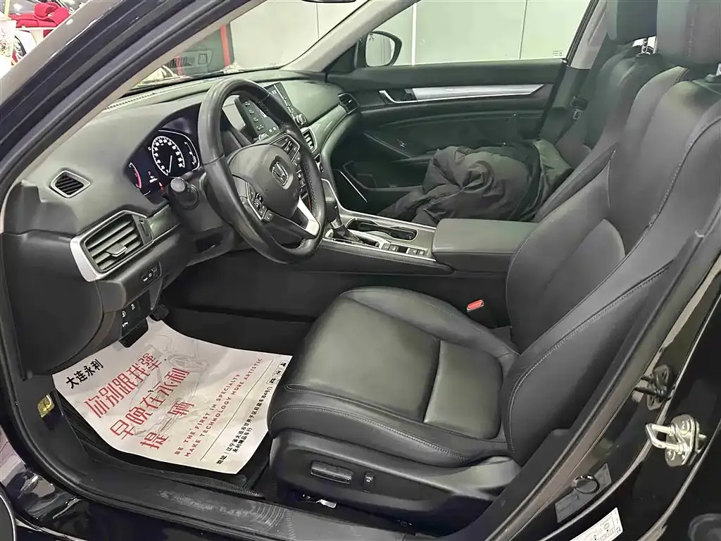 Honda Accord 2021 из CN, фото 10