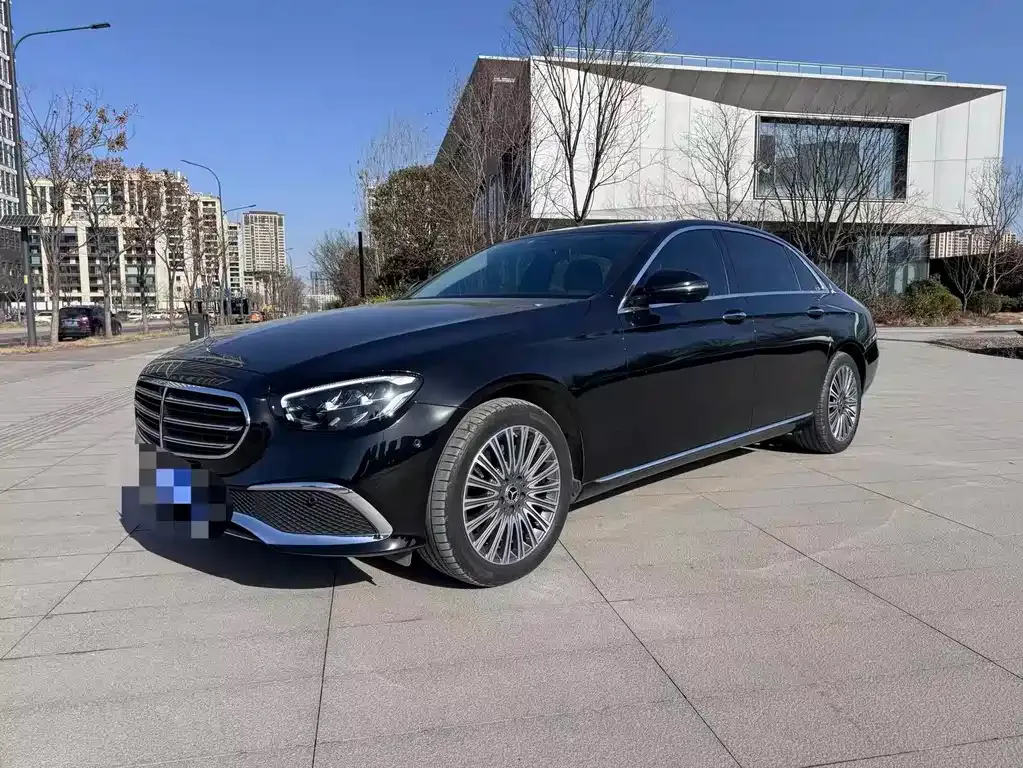 Mercedes-Benz E-Class 2023 из CN, фото 1