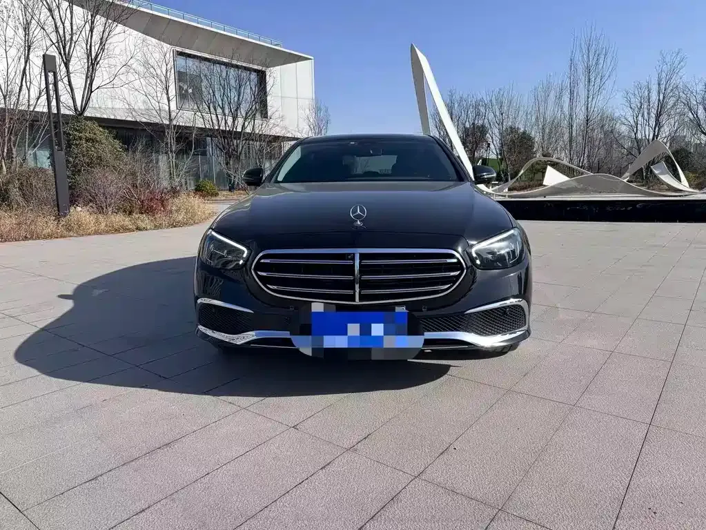 Mercedes-Benz E-Class 2023 из CN, фото 3