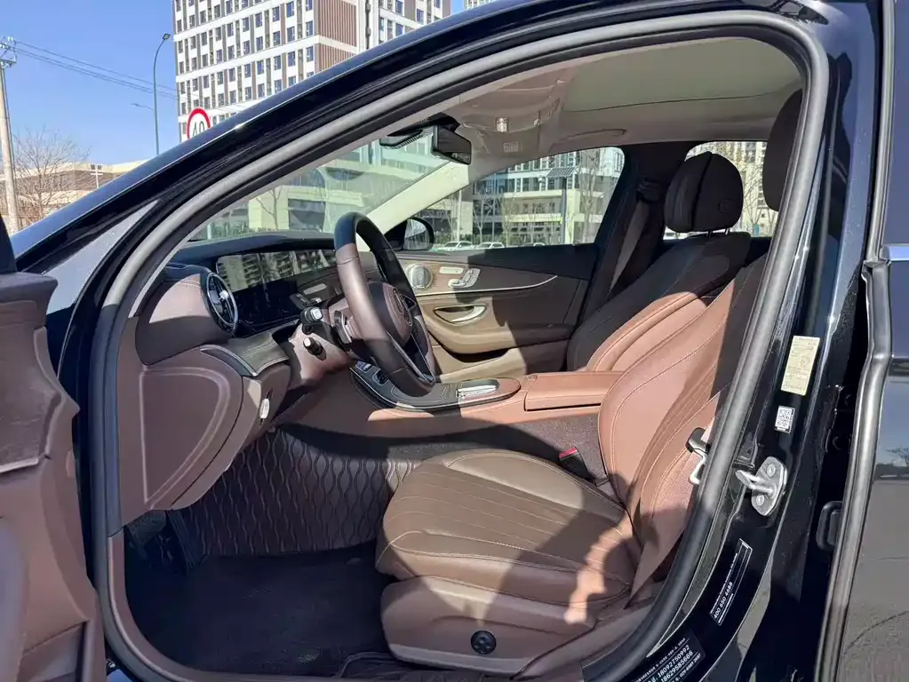 Mercedes-Benz E-Class 2023 из CN, фото 8