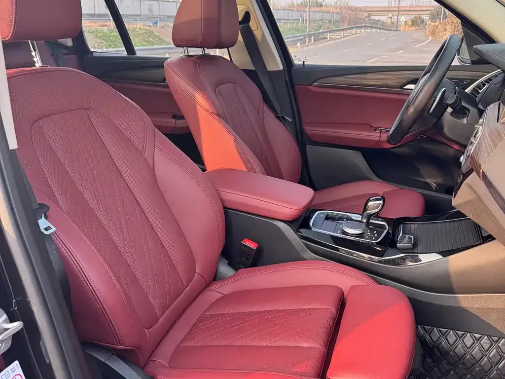 BMW X3 2022 из CN, фото 2