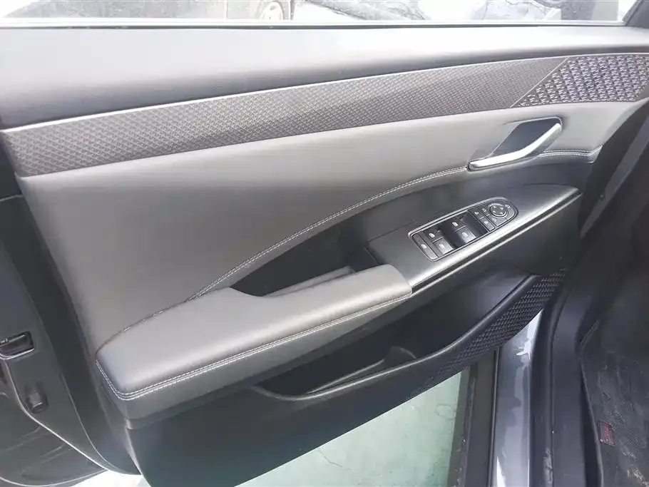 BYD Qin PLUS 2025 из CN, фото 7