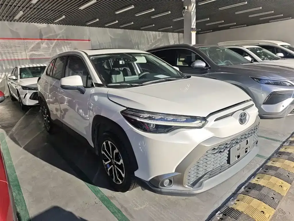 Toyota Frontlander 2022 из CN, фото 4