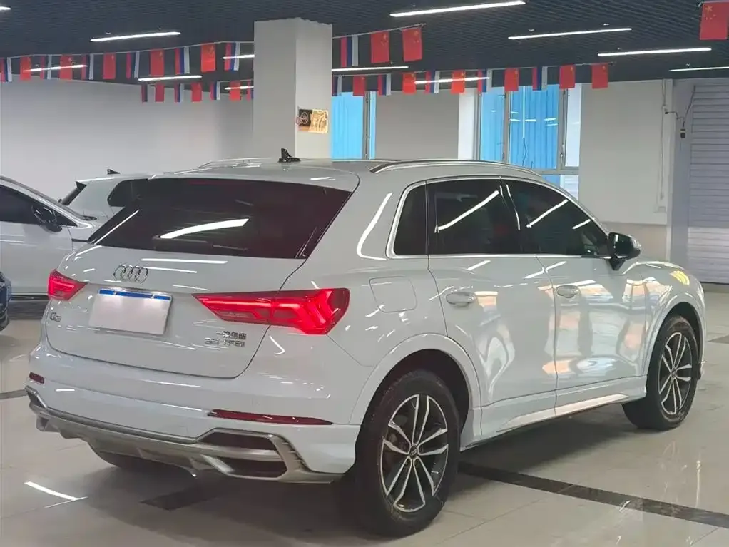 Audi Q3 2022 из CN, фото 8