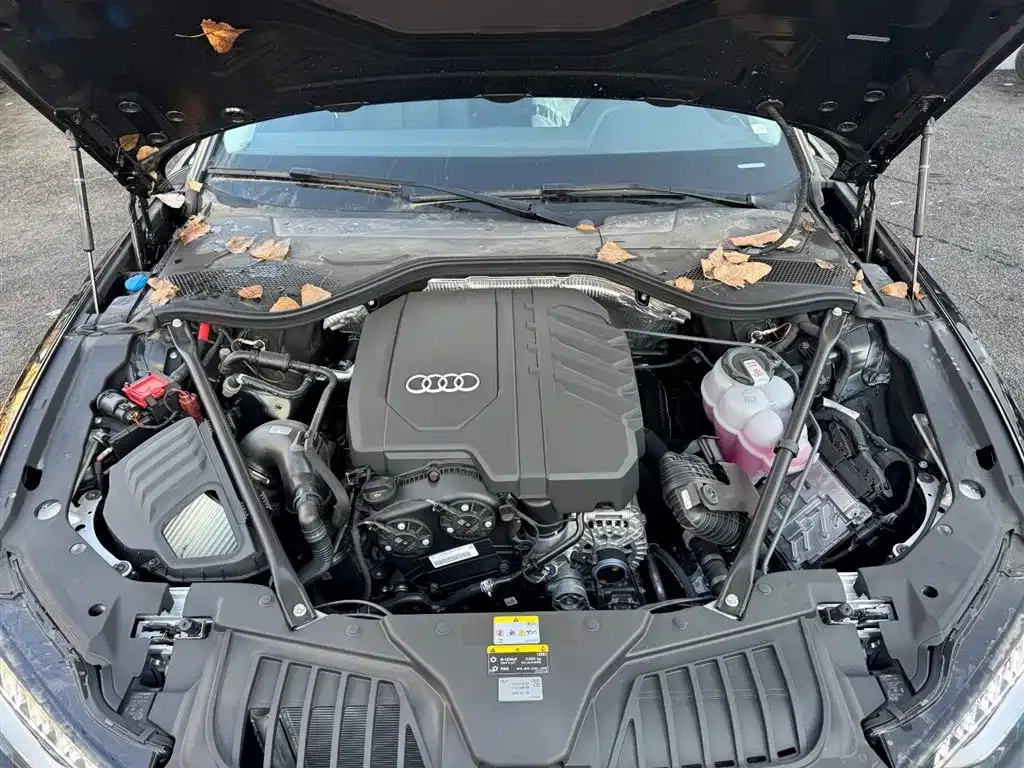 Audi A8 2025 из CN, фото 9