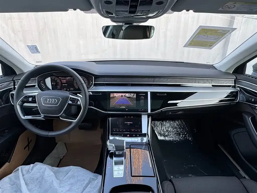 Audi A8 2025 из CN, фото 4