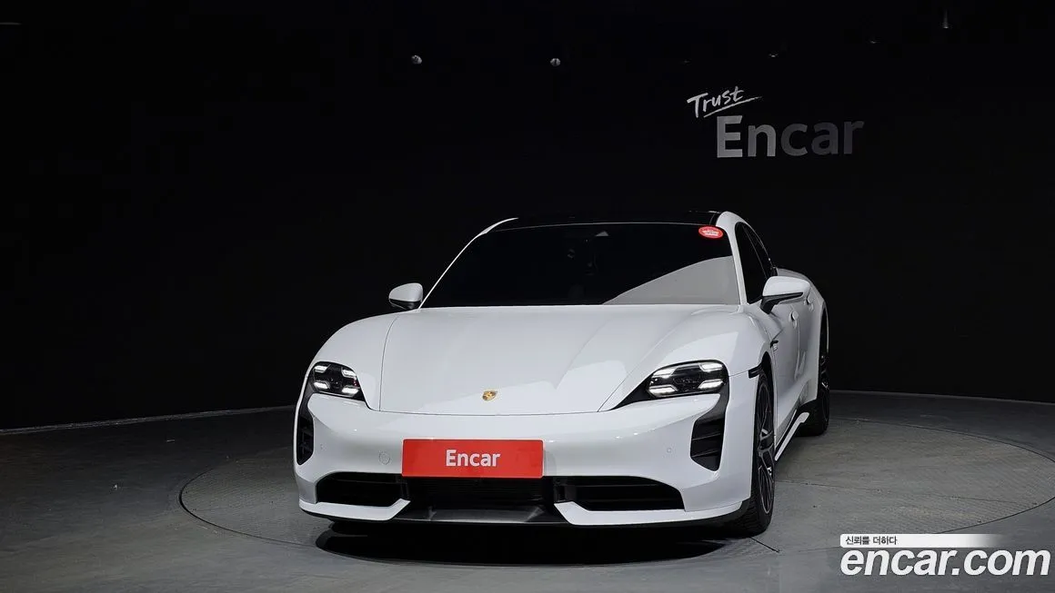 Porsche Taycan 2021 из KR, фото 3