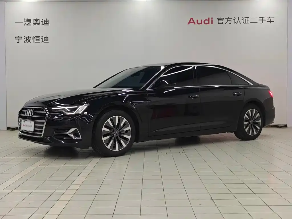 Audi A6L — фото 1
