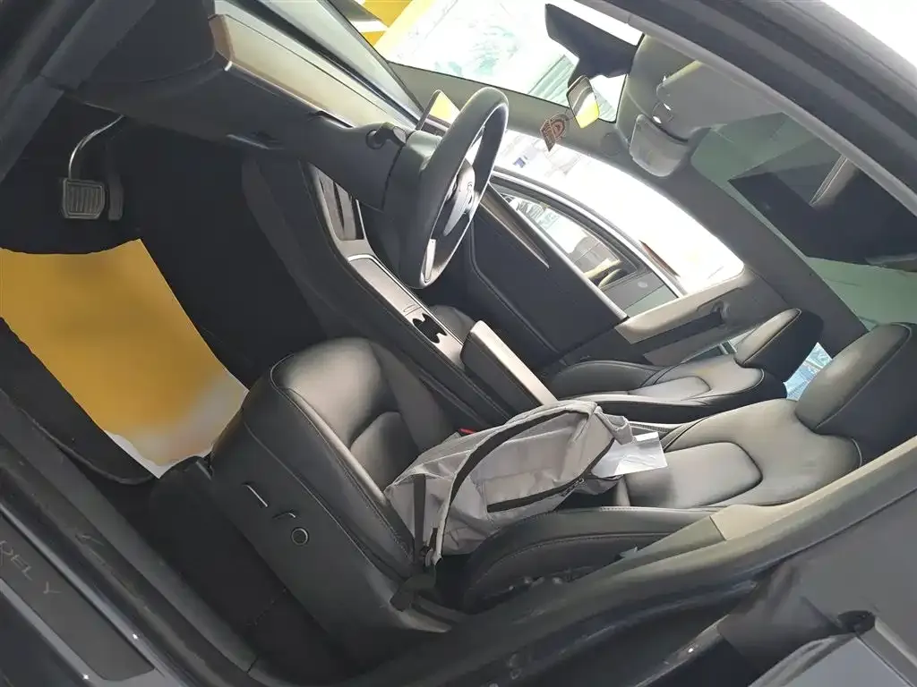 Tesla Model Y 2022 из CN, фото 5