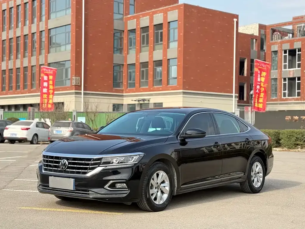 Volkswagen Passat 2022 из CN, фото 1