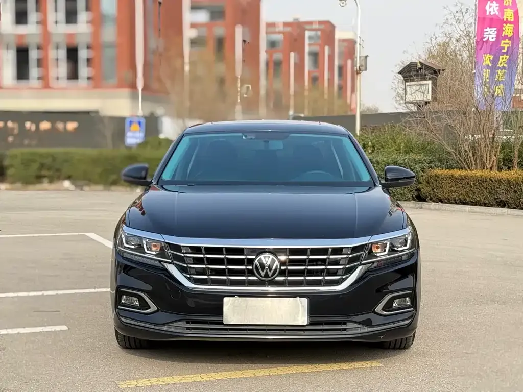 Volkswagen Passat 2022 из CN, фото 2