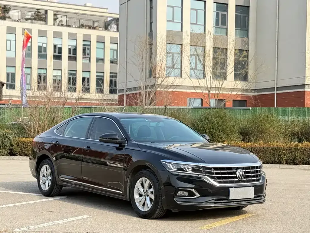 Volkswagen Passat 2022 из CN, фото 3