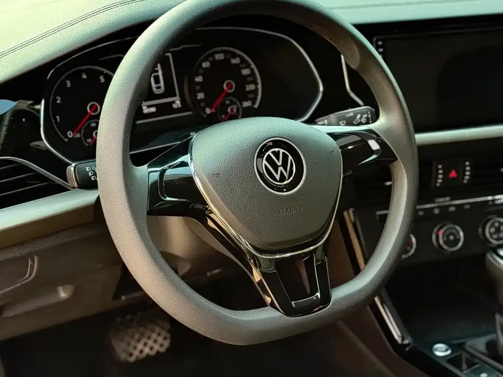 Volkswagen Passat 2022 из CN, фото 6