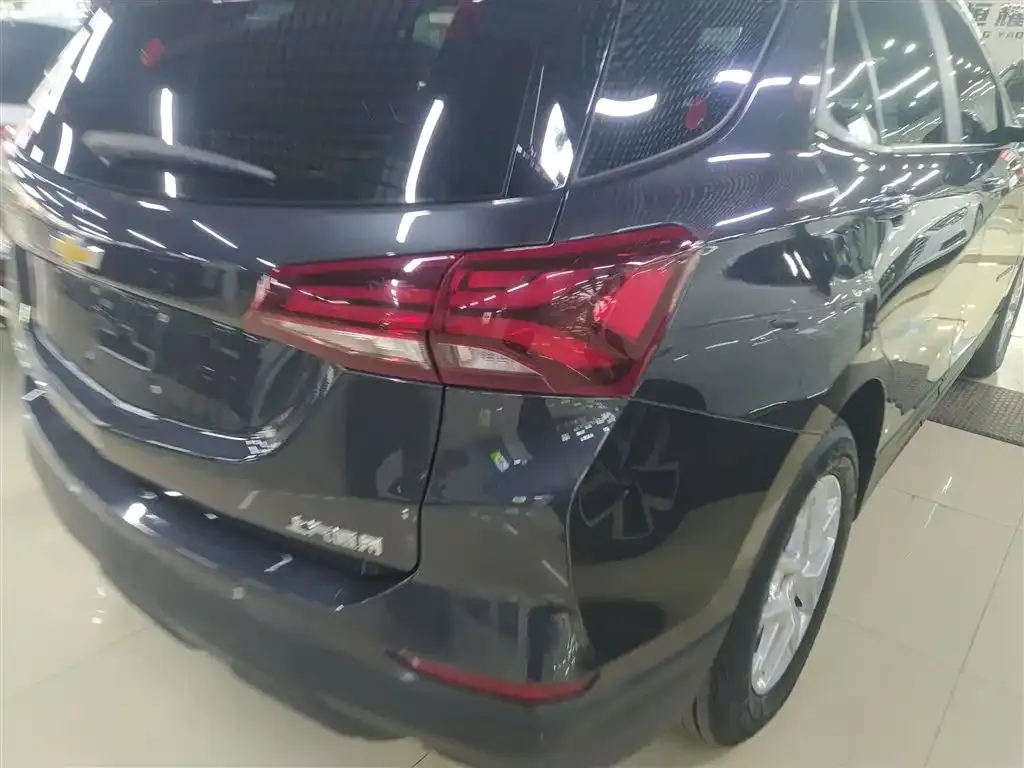 Chevrolet Equinox 2022 из CN, фото 5