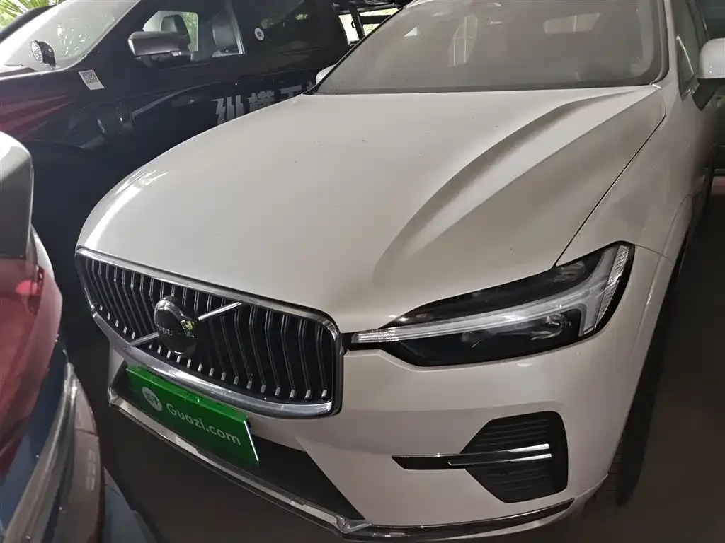 Volvo XC60 2024 из CN, фото 2