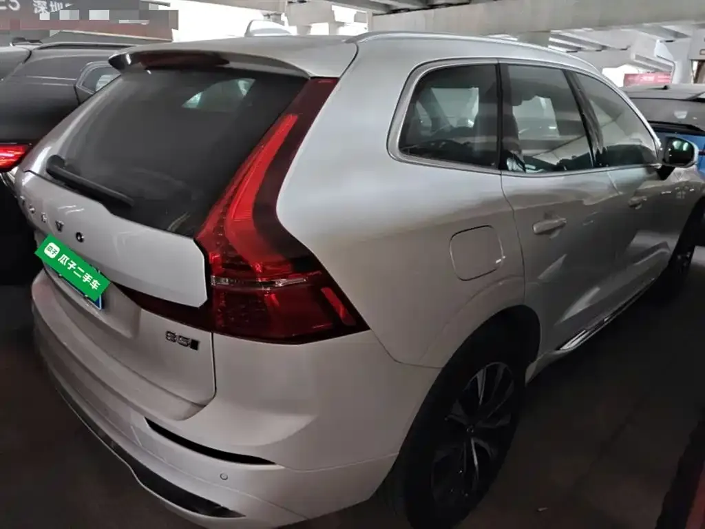 Volvo XC60 2024 из CN, фото 3