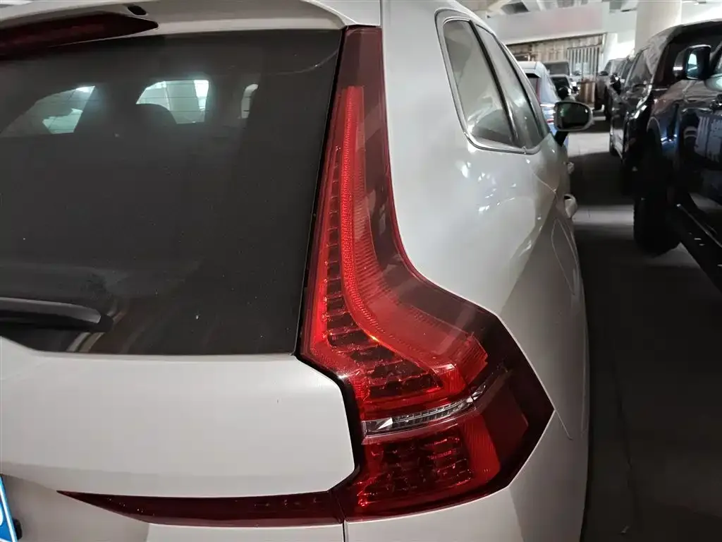 Volvo XC60 2024 из CN, фото 10