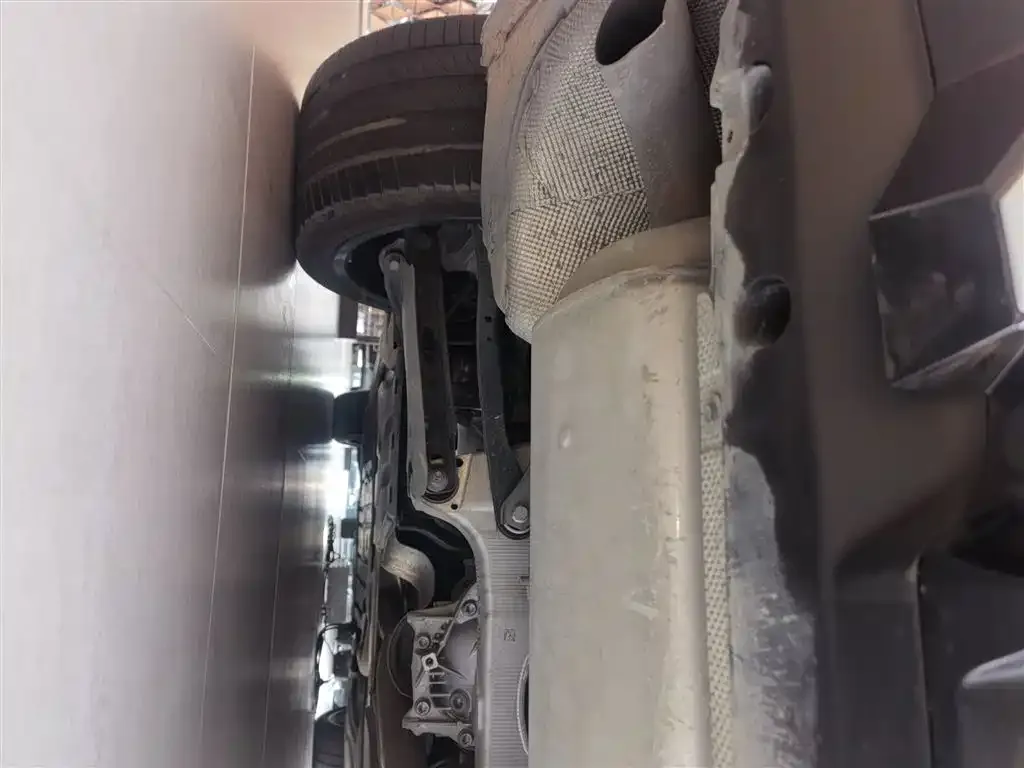 BMW 5 Series 2025 из CN, фото 6