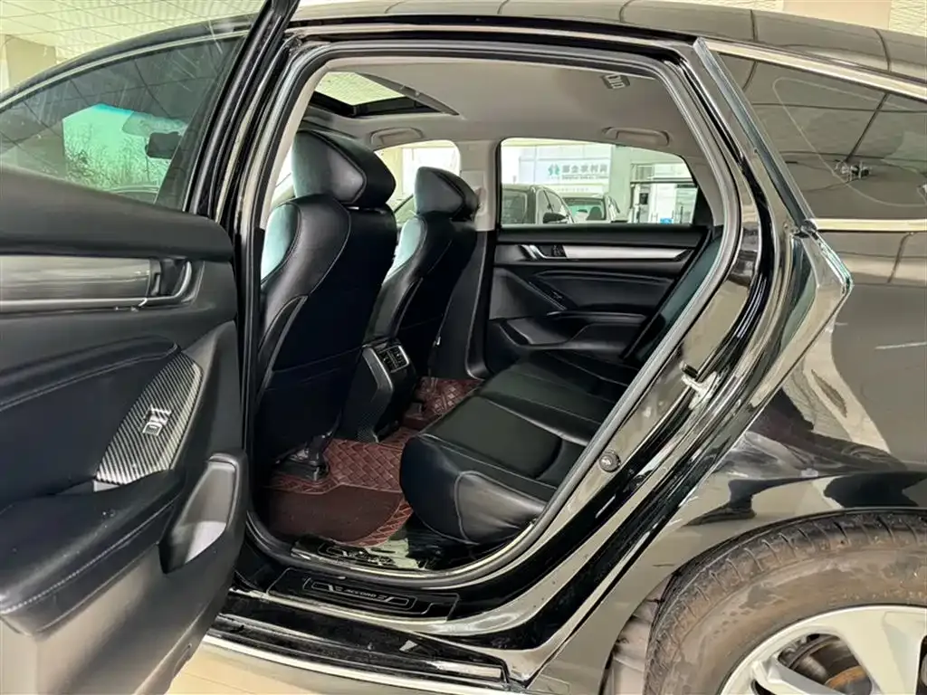 Honda Accord 2021 из CN, фото 7