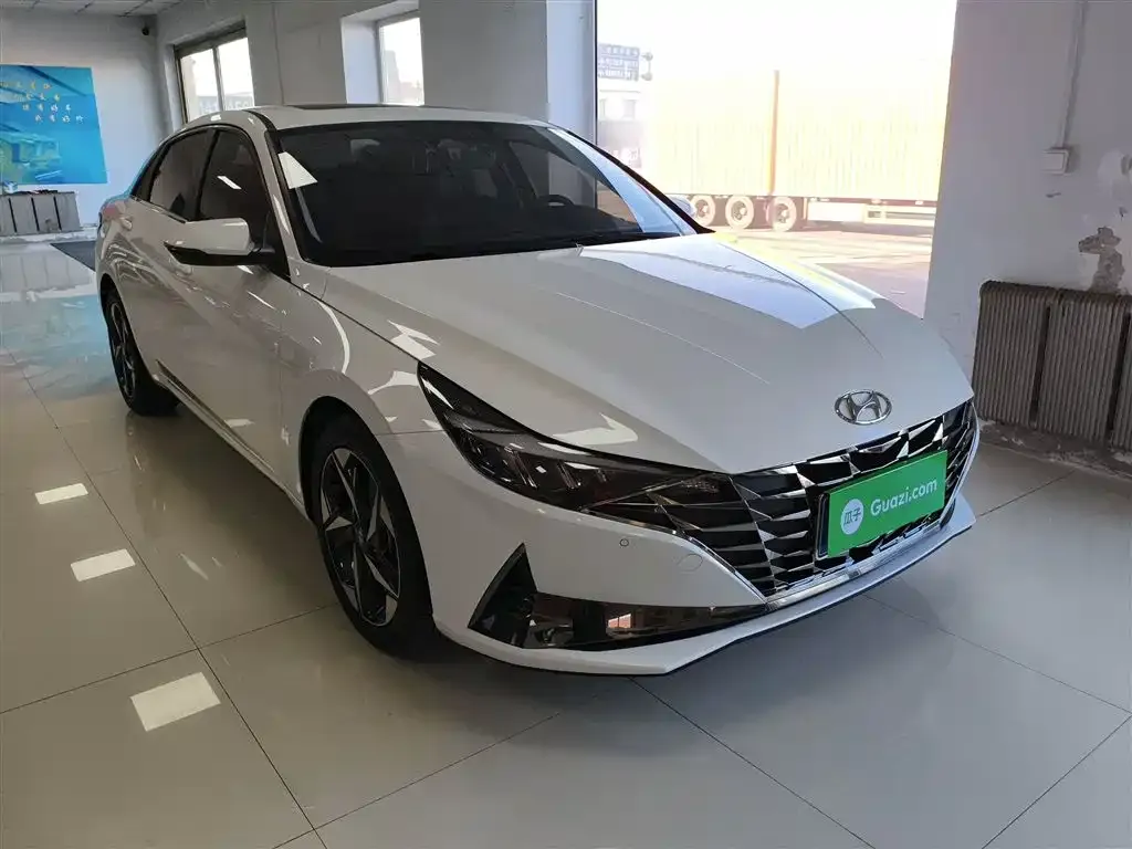 Hyundai Elantra 2023 из CN, фото 7