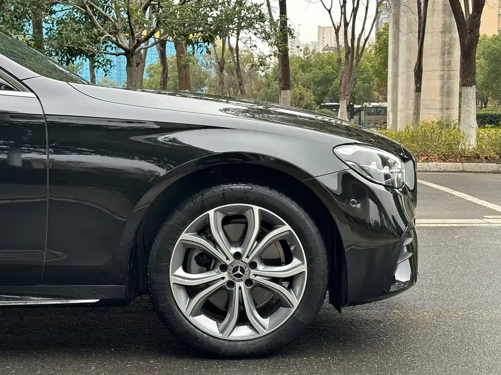 Mercedes-Benz E-Class 2023 из CN, фото 3