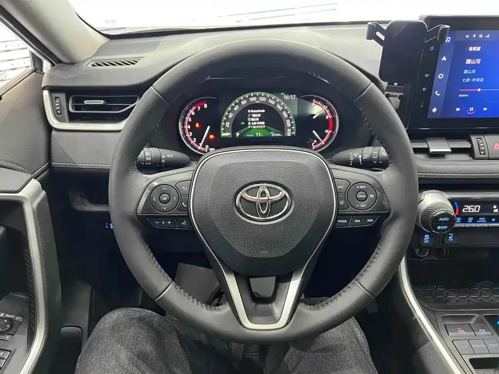 Toyota RAV4 2023 из CN, фото 8