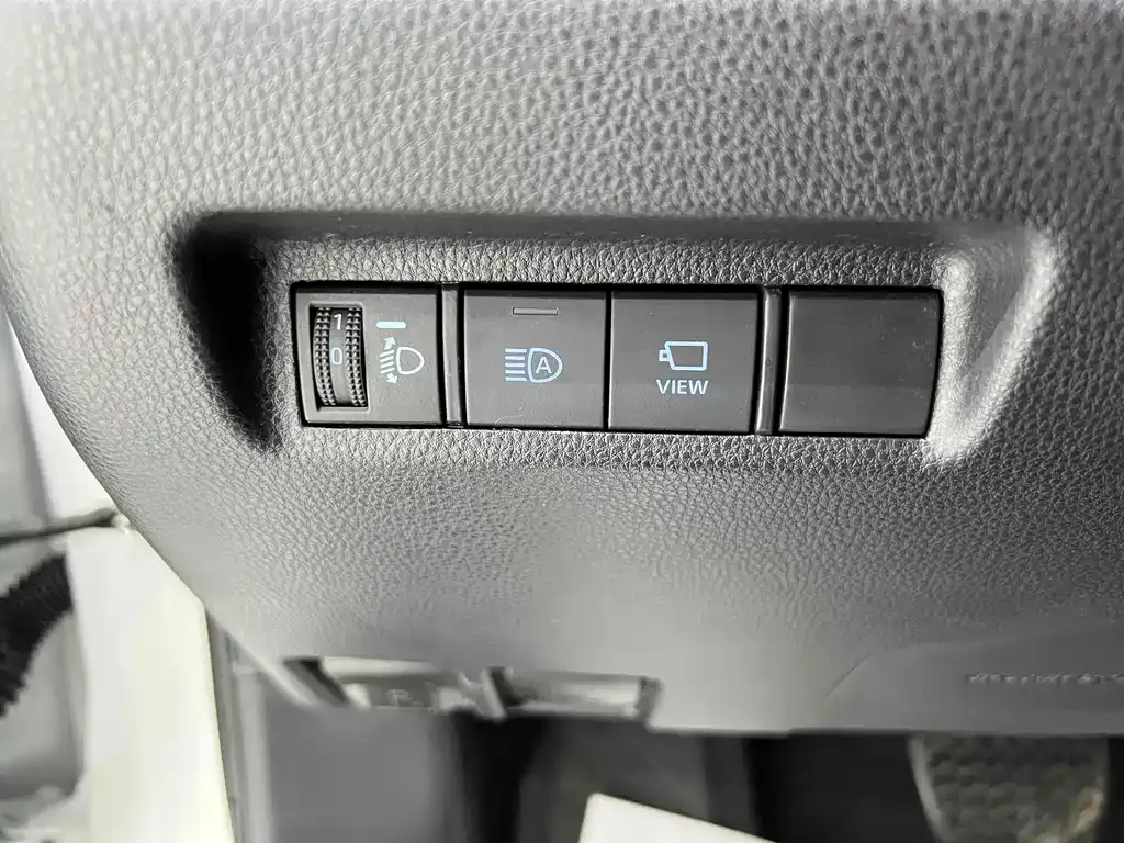 Toyota RAV4 2023 из CN, фото 10
