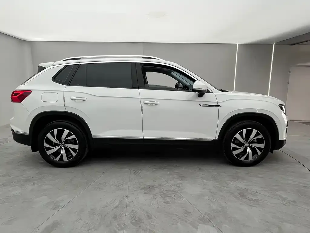 Volkswagen Tayron 2022 из CN, фото 6