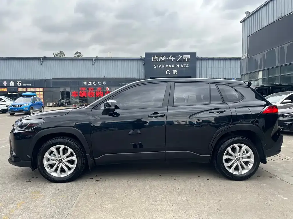 Toyota Frontlander 2024 из CN, фото 9