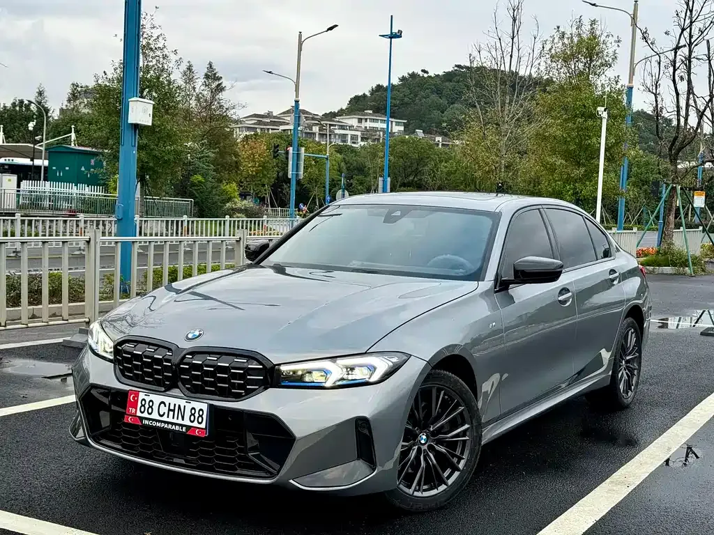 BMW 3 Series 2024 из CN, фото 1