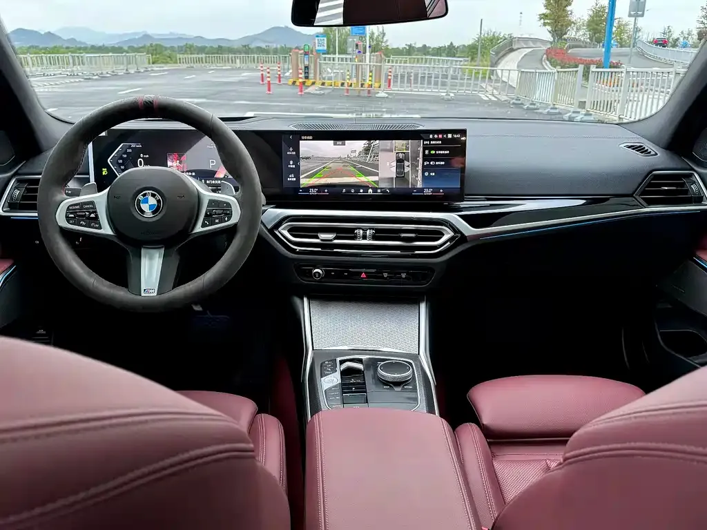 BMW 3 Series 2024 из CN, фото 4