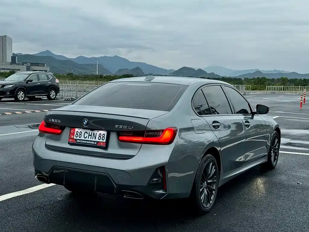 BMW 3 Series 2024 из CN, фото 7