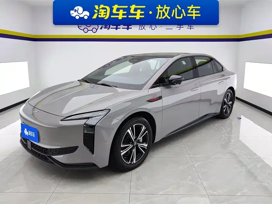 Hongqi EH7 2024 из CN, фото 1