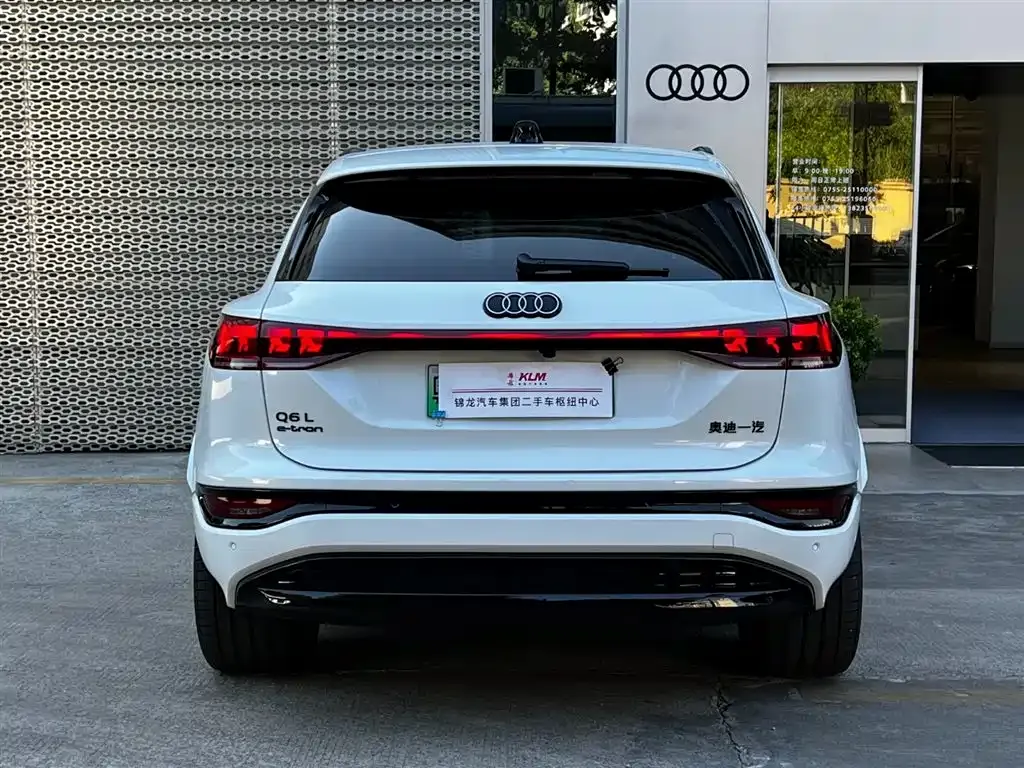 Audi Q6L e-tron — фото 10