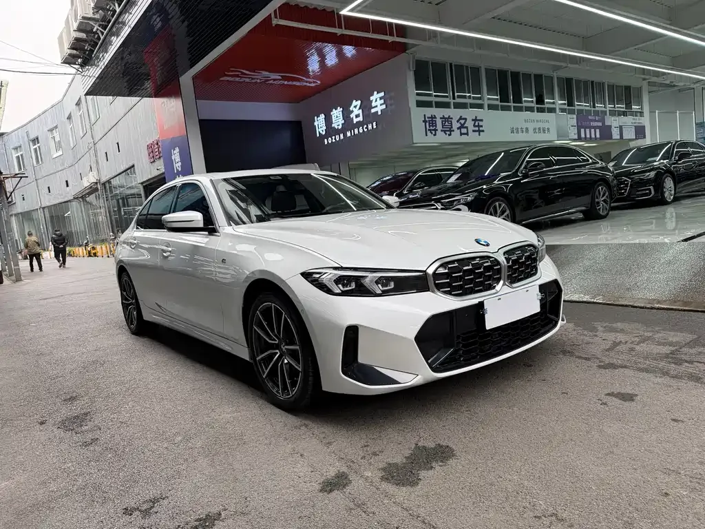 BMW 3 Series 2024 из CN, фото 10