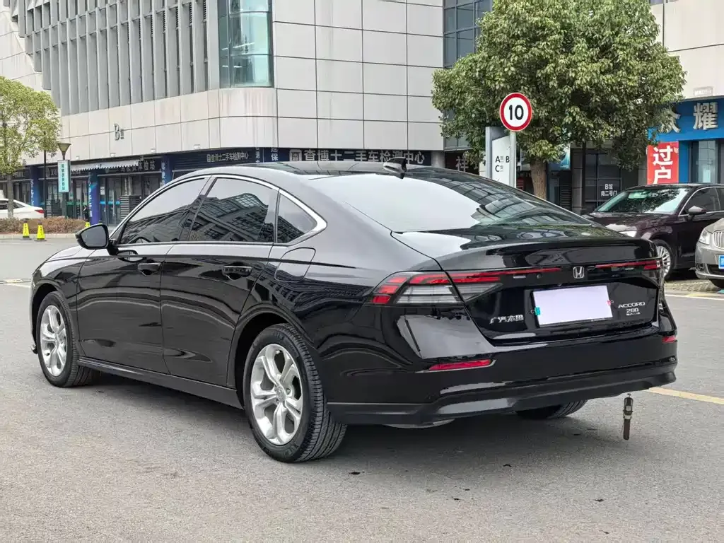 Honda Accord 2024 из CN, фото 10
