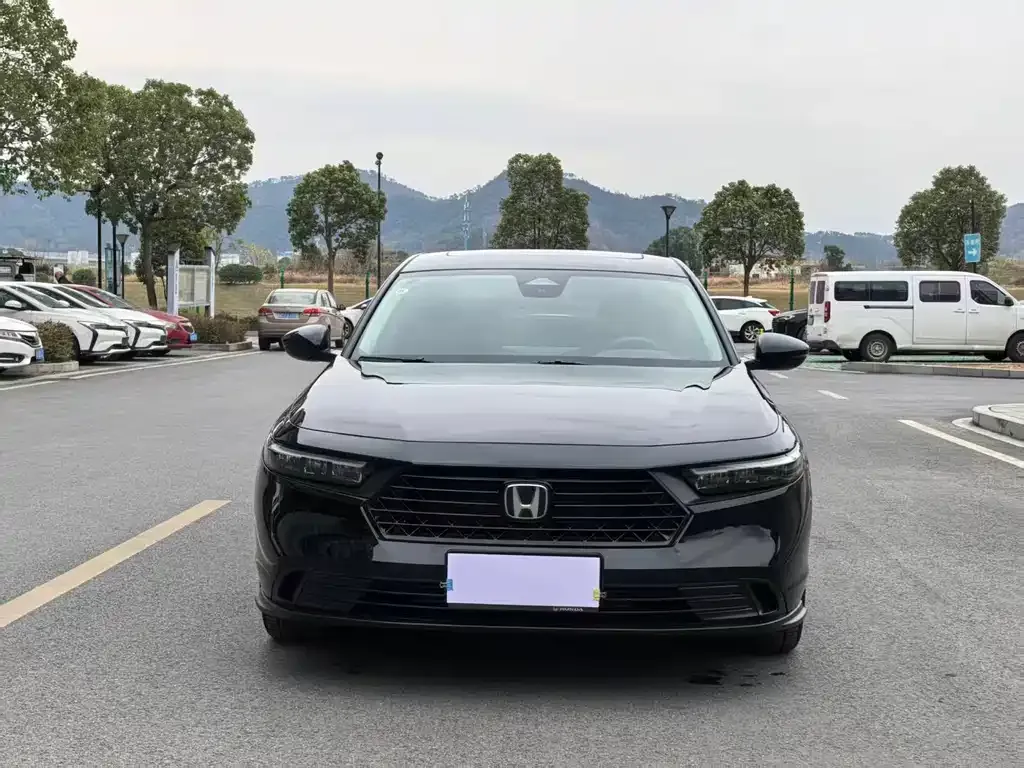 Honda Accord 2024 из CN, фото 7