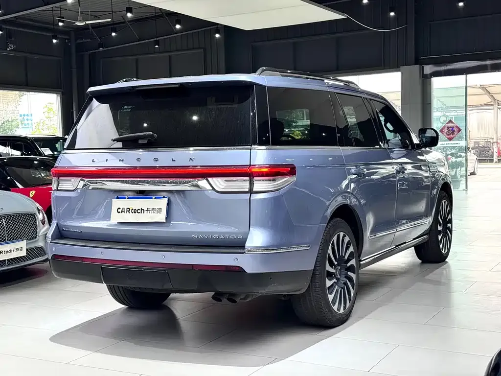 Lincoln Navigator 2023 из CN, фото 6