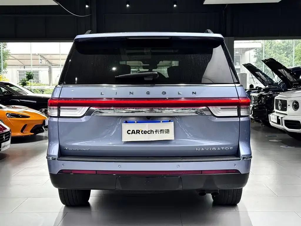 Lincoln Navigator 2023 из CN, фото 9