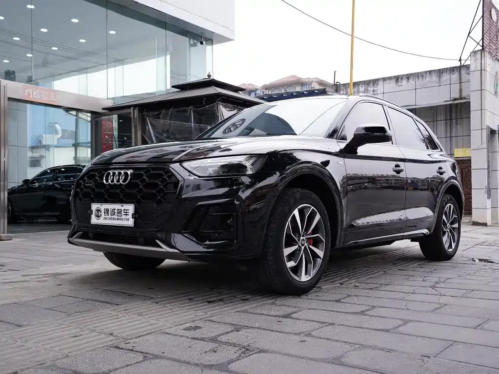 Audi Q5L 2024 из CN, фото 1