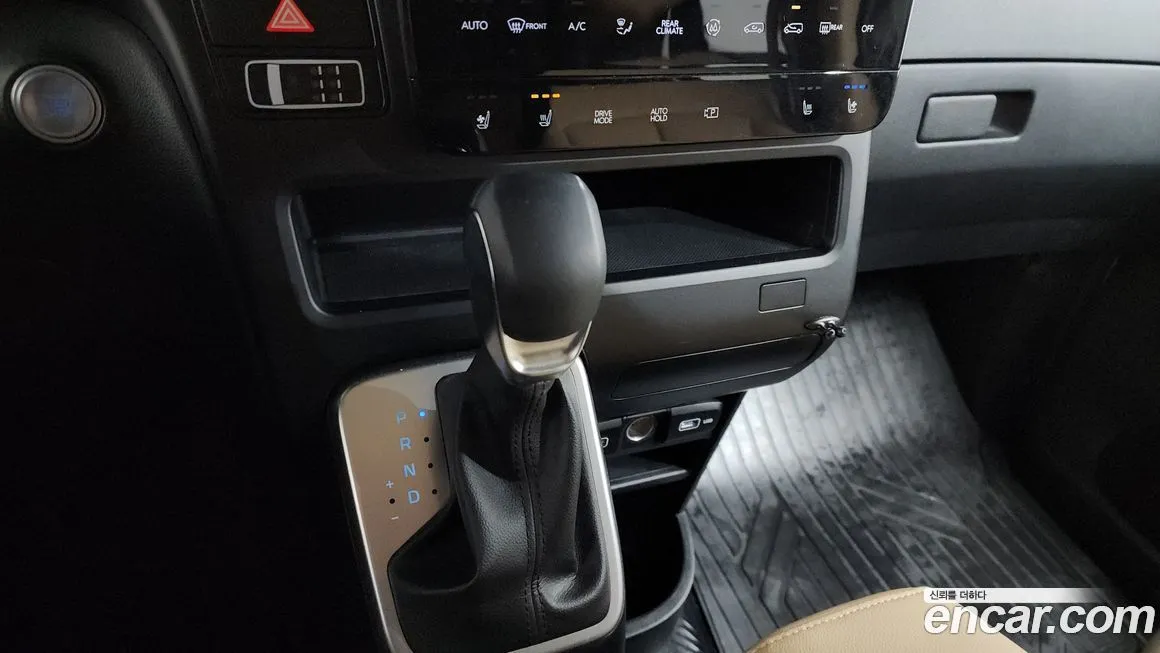 Hyundai Staria — фото 7