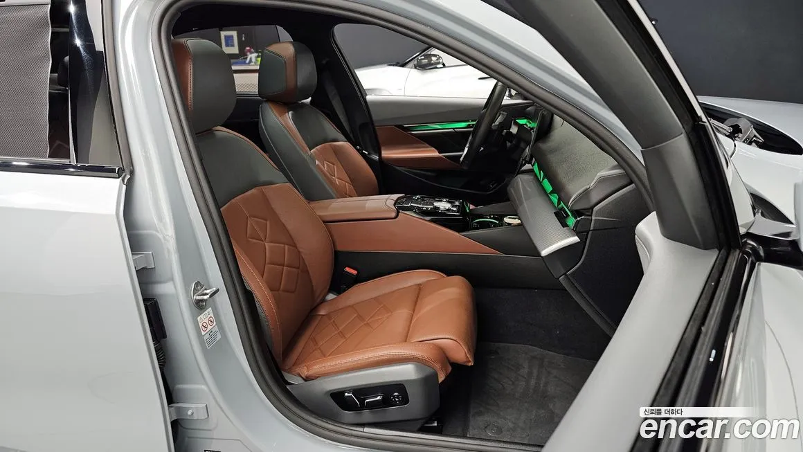 BMW 5-Series 2024 из KR, фото 10