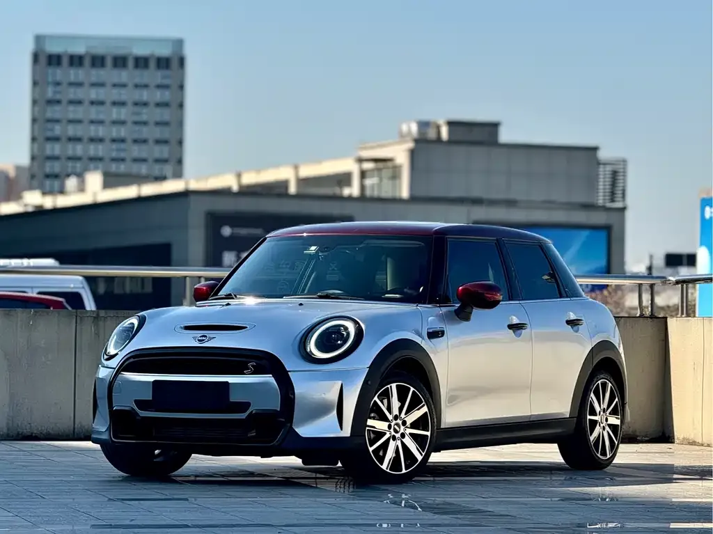 MINI Cooper (3-door) 2021 из CN, фото 1