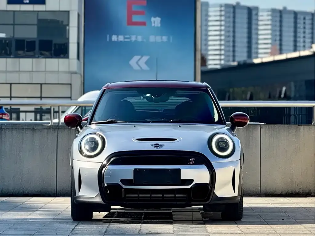 MINI Cooper (3-door) 2021 из CN, фото 6
