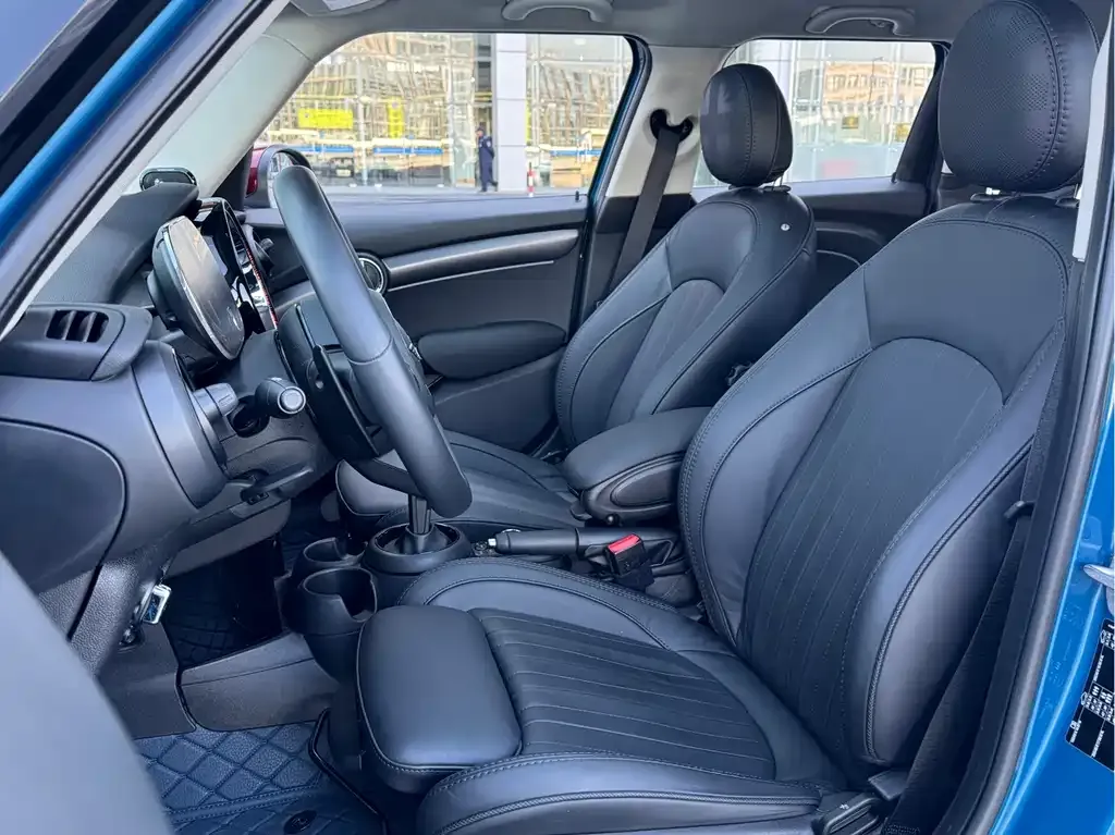MINI Cooper (3-door) 2021 из CN, фото 9